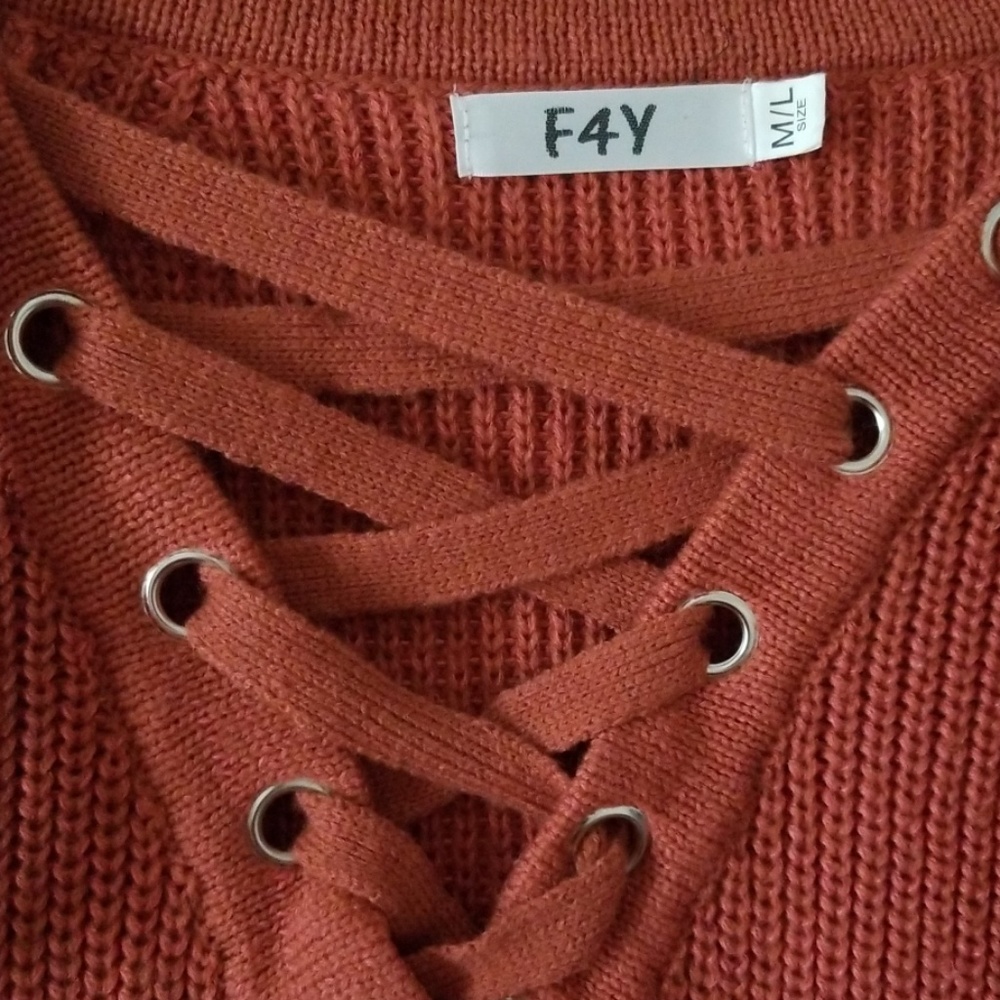 Sweater - Picture 2 of 3